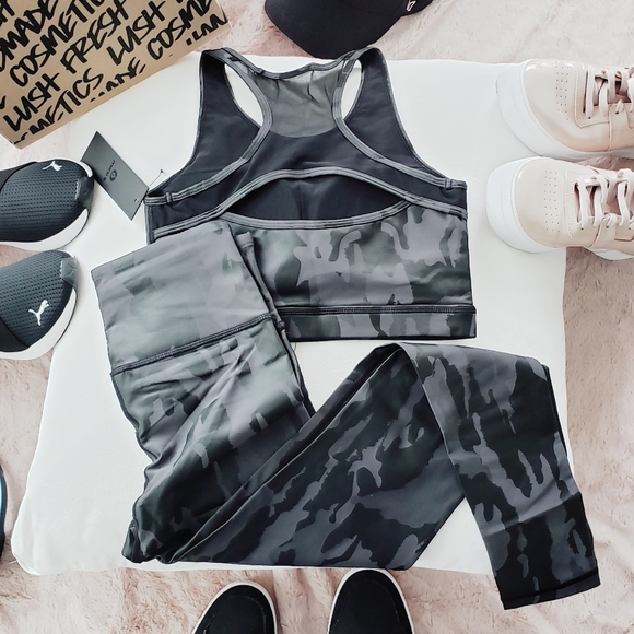 ALPHA🦓🦓 CAMO LEGGINGS - Picture 2 of 13